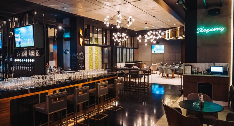 Nelson S Sports Bar Business Bay Dubai Zomato